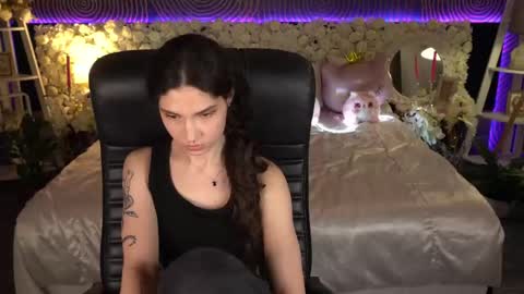 Sasha online show from April 15, 2026, 7:58 pm