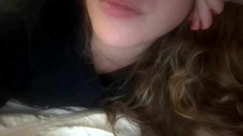 babyhoney333 online show from December 19, 2025, 5:42 pm