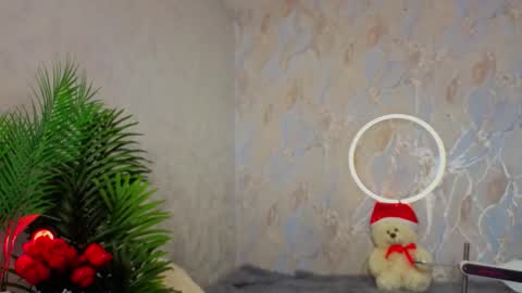 Sophia online show from February 14, 2026, 4:42 am