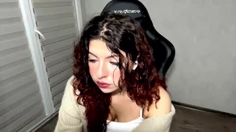Kate  online show from September 26, 2025, 5:39 pm