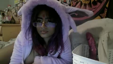 Snapshot of babymelodyx0x chatting on June 17, 2026, 4:04 am Melody 3 online show from June 17, 2026, 4:04 am