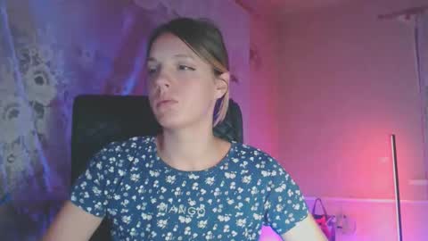 Sonya online show from September 26, 2025, 9:19 pm