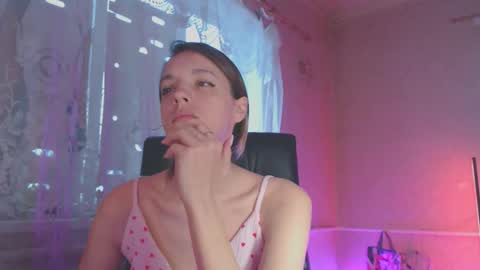 Sonya online show from April 10, 2026, 3:12 am