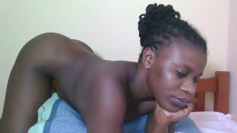 Snapshot of babyrozillah chatting on December 20, 2025, 7:54 pm PRISCILLAH online show from December 20, 2025, 7:54 pm