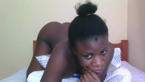 Snapshot of babyrozillah chatting on February 23, 2026, 12:24 pm PRISCILLAH online show from February 23, 2026, 12:24 pm