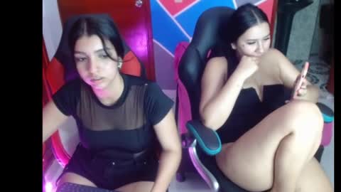 Luna and kimma  online show from March 3, 2026, 4:29 am