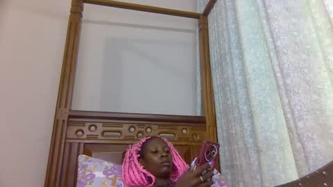 babytylerr online show from November 30, 2025, 7:12 am