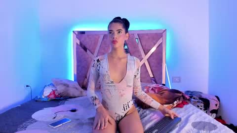Snapshot of babyvale_ chatting on May 9, 2026, 8:58 pm Valentina online show from May 9, 2026, 8:58 pm
