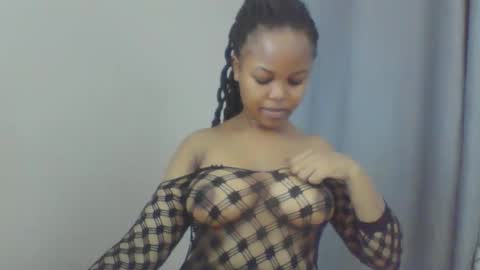 babyy_fface25 online show from October 6, 2025, 8:50 pm
