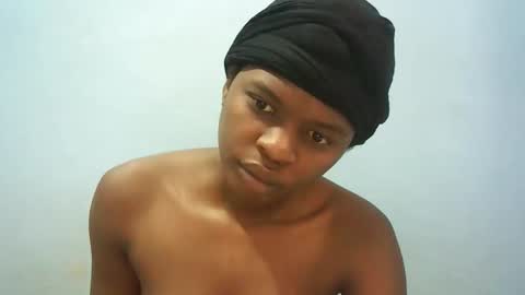 Snapshot of babyzuri chatting on February 21, 2026, 8:37 am Zuri online show from February 21, 2026, 8:37 am