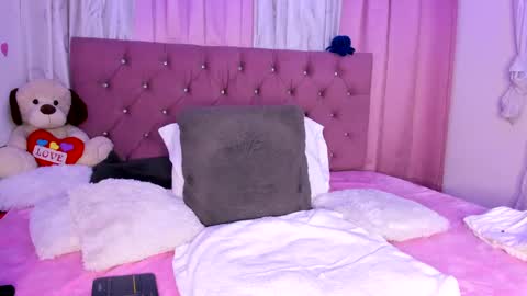 Snapshot of bad_calypso chatting on January 15, 2025, 9:13 am Thaliana online show from January 15, 2025, 9:13 am