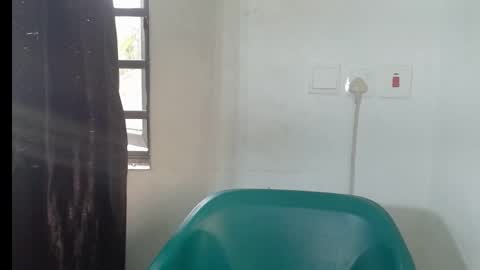 baddiebitchx online show from April 25, 2026, 4:59 pm