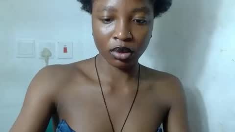 baddiebitchx online show from June 14, 2026, 8:05 am
