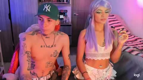 Dan  Lila  online show from April 18, 2026, 12:03 am