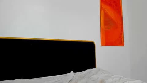 badgurldnay online show from September 14, 2025, 5:01 pm