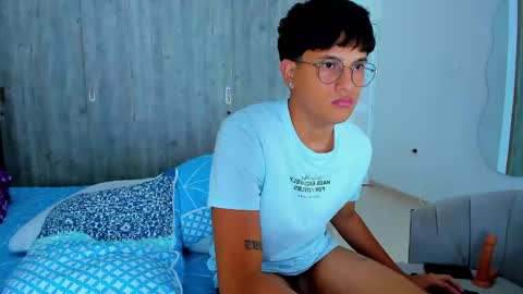 Snapshot of badgyal_ chatting on March 6, 2025, 9:42 pm Beck and Rick online show from March 6, 2025, 9:42 pm