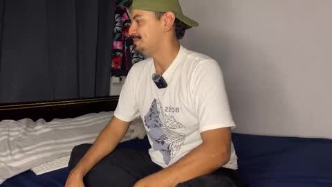 badlucky_ online show from January 17, 2026, 4:50 am