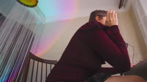 Snapshot of badwebcamgirl chatting on December 19, 2024, 10:24 am engely online show from December 19, 2024, 10:24 am