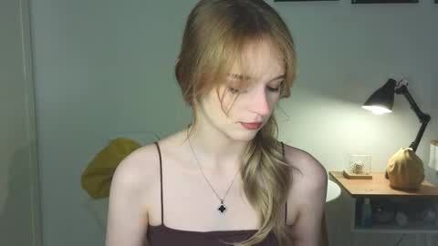 Snapshot of baeyoda chatting on April 4, 2026, 4:04 pm Kate online show from April 4, 2026, 4:04 pm