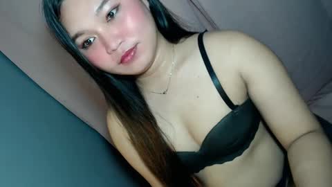 Snapshot of bahoglaway69 chatting on February 23, 2025, 9:48 pm april online show from February 23, 2025, 9:48 pm