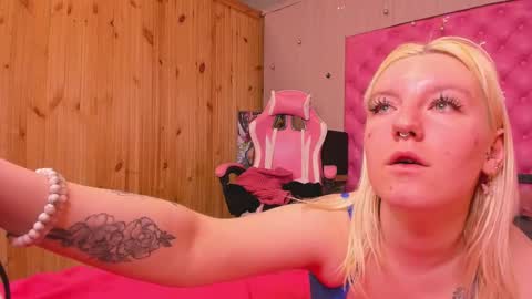 holly online show from March 7, 2025, 10:21 pm