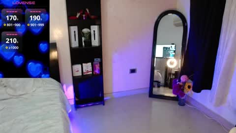 sandra online show from December 11, 2024, 11:54 pm