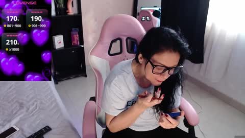 Snapshot of bailarina_atrevida chatting on December 30, 2024, 8:25 pm sandra online show from December 30, 2024, 8:25 pm