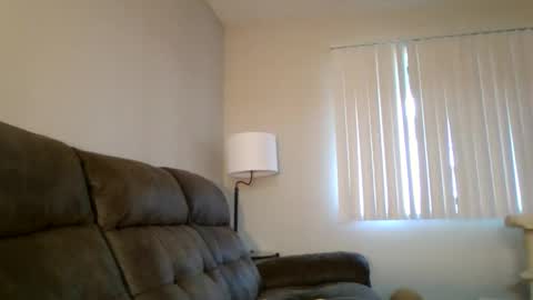 Snapshot of baileymadz chatting on April 4, 2026, 6:16 pm baileymadz online show from April 4, 2026, 6:16 pm