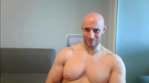 Snapshot of baldyboyy chatting on February 2, 2025, 6:37 am baldyboyy online show from February 2, 2025, 6:37 am