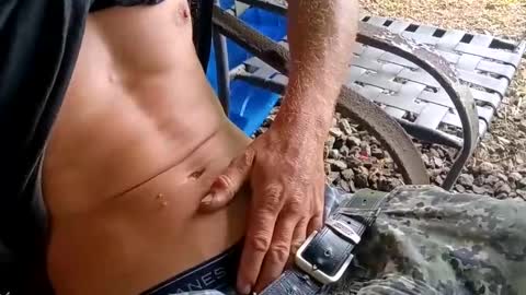 ballshanginglowaf online show from April 4, 2026, 12:20 am