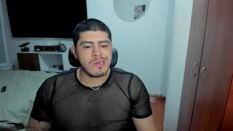 Andres -  online show from October 8, 2025, 2:31 am