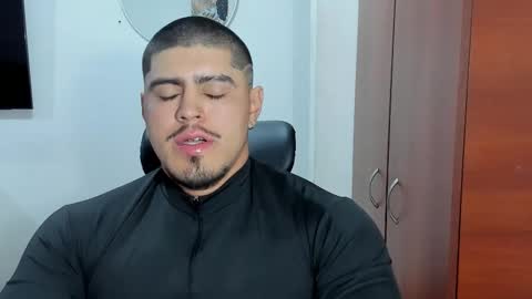 Andres -  online show from November 14, 2025, 10:47 am