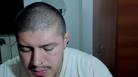 Andres -  online show from May 22, 2026, 4:30 am