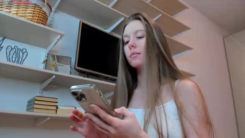 Kira online show from January 31, 2026, 10:30 pm