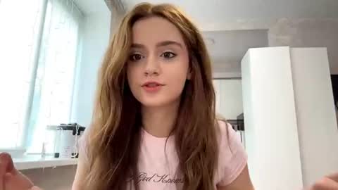 Snapshot of bambiculnane chatting on July 9, 2026, 2:10 pm Lola online show from July 9, 2026, 2:10 pm