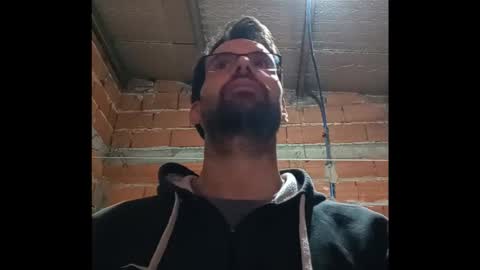 Ezequiel online show from March 18, 2026, 1:31 am