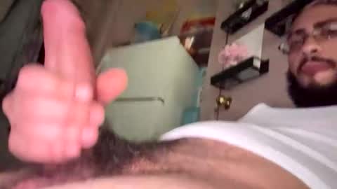 Snapshot of bandzz2333 chatting on April 15, 2026, 8:31 pm bandzz2333 online show from April 15, 2026, 8:31 pm