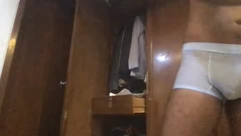 Bangalidick online show from October 31, 2025, 4:41 pm