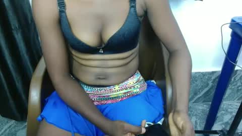 banging_body online show from May 19, 2026, 6:58 pm