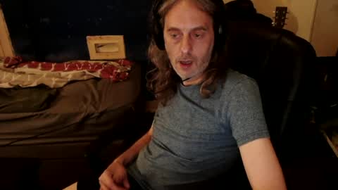 bangintoleather online show from July 2, 2026, 2:11 am