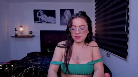 Snapshot of barbara_joness chatting on September 9, 2025, 7:57 pm Barbara online show from September 9, 2025, 7:57 pm