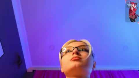 Snapshot of barbarafinch chatting on July 9, 2026, 6:28 am Barbara online show from July 9, 2026, 6:28 am