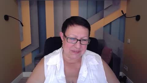 barbaraturners online show from October 10, 2025, 7:13 pm