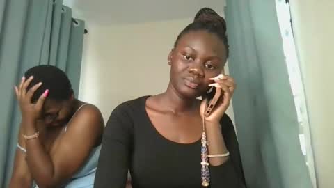 queen online show from September 23, 2025, 1:03 pm