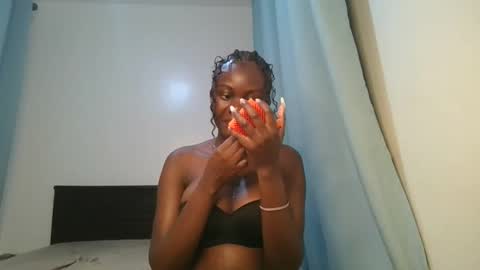 queen online show from February 2, 2026, 8:51 pm