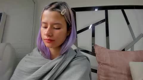 Barbie online show from September 18, 2025, 1:02 pm