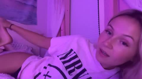 Snapshot of barbiebrittney chatting on July 14, 2026, 1:19 am barbiebrittney online show from July 14, 2026, 1:19 am
