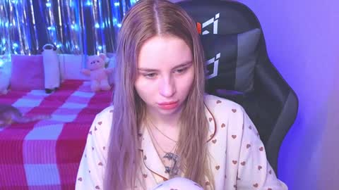 Eva online show from December 30, 2024, 8:10 am