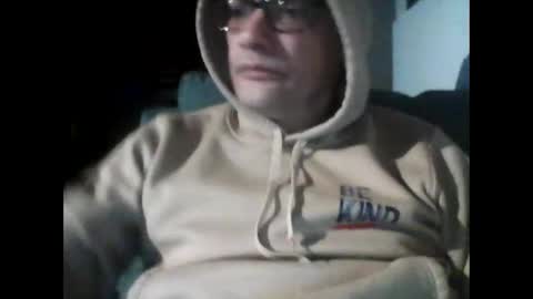 Snapshot of barry8051 chatting on November 30, 2025, 12:14 am barry8051 online show from November 30, 2025, 12:14 am