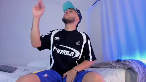 Bruce  online show from January 8, 2025, 5:05 am